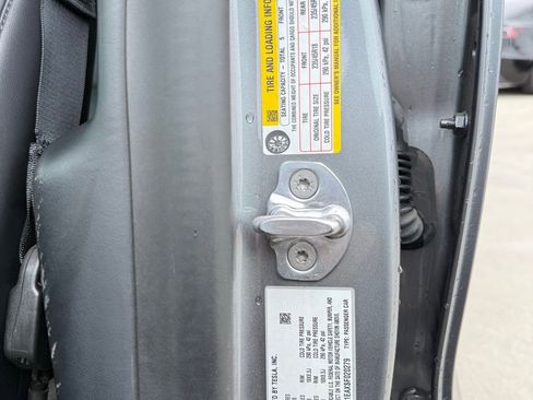 Used 2025 Tesla Model 3 Long Range RWD image 10