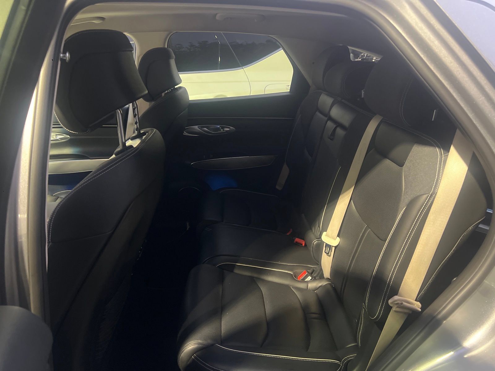 Used 2023 Genesis Electrified GV70 AWD/4WD image 27