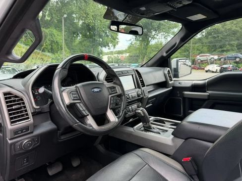Used 2017 Ford F150 Raptor w/ Equipment Group 802A Luxury AWD/4WD image 9
