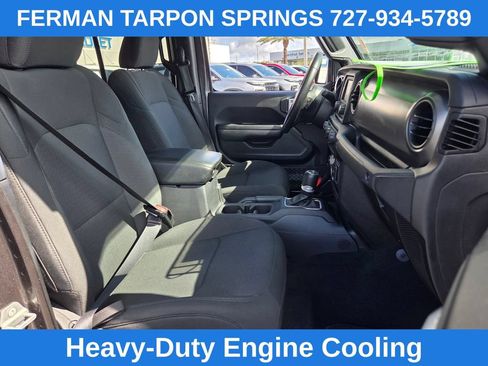 Used 2021 Jeep Gladiator Sport AWD/4WD image 23