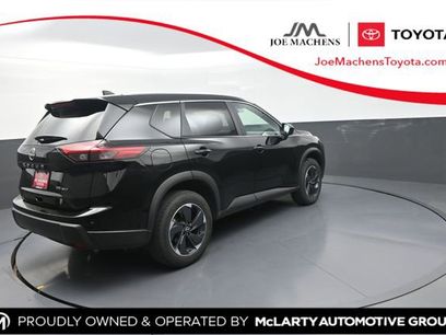 Used 2024 Nissan Rogue SV