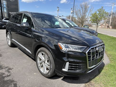 Used 2023 Audi Q7 3.0T Prestige image 2
