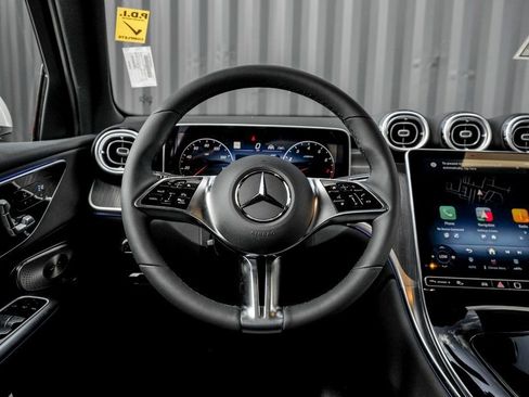 New 2026 Mercedes-Benz GLC 300 4MATIC image 17