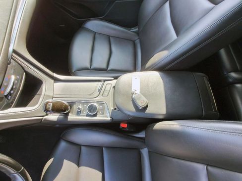Used 2021 Cadillac XT5 Luxury FWD image 22
