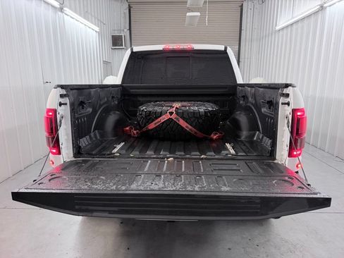 Used 2018 Ford F150 Raptor w/ Equipment Group 802A Luxury AWD/4WD image 36