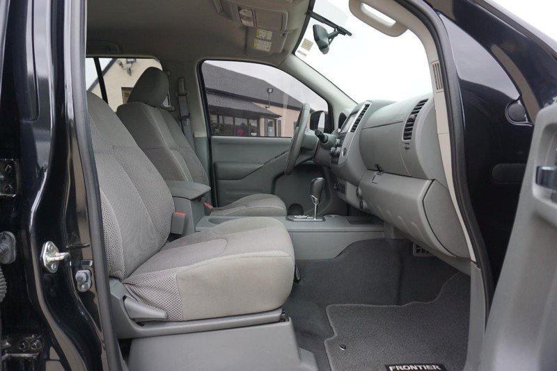Used 2020 Nissan Frontier SV AWD/4WD image 27