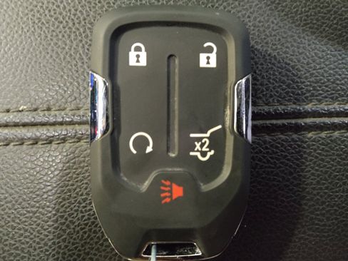 Used 2019 GMC Terrain SLT w/ Preferred Package AWD/4WD image 32
