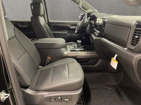 New 2026 Chevrolet Silverado 1500 LTZ w/ Z71 Off-Road Package AWD/4WD image 24