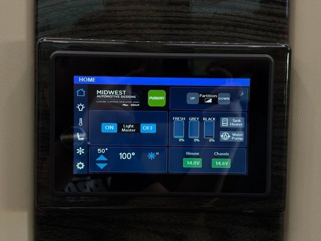 Used 2019 Mercedes-Benz Sprinter 3500 image 46