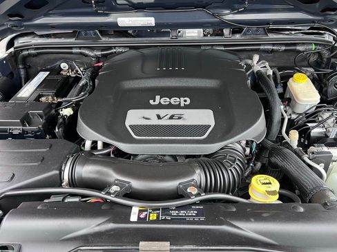 Used 2017 Jeep Wrangler Unlimited Sport w/ Quick Order Package 24S image 12