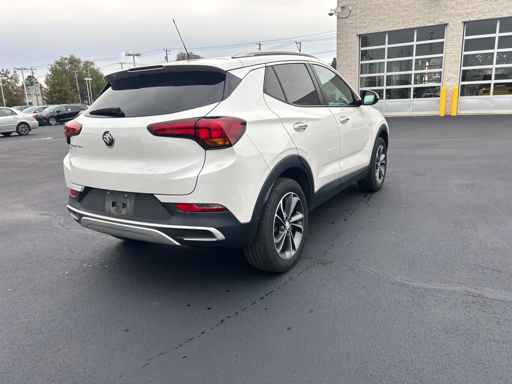 Used 2022 Buick Encore GX Select AWD/4WD image 5