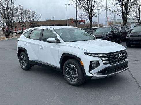 New 2026 Hyundai Tucson Blue SE AWD/4WD image 5