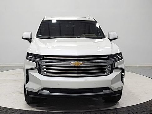 Used 2021 Chevrolet Tahoe High Country RWD image 2