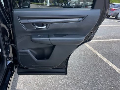 Certified 2025 Honda CR-V LX image 34