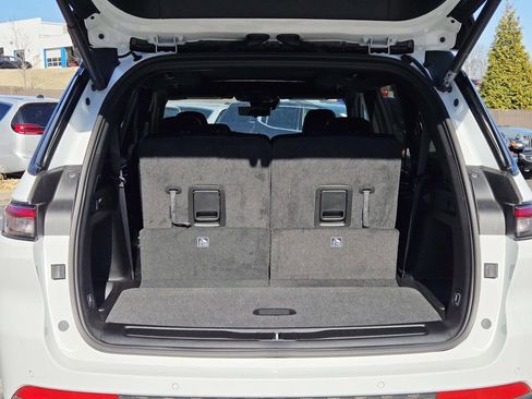 New 2025 Jeep Grand Cherokee L Limited image 15