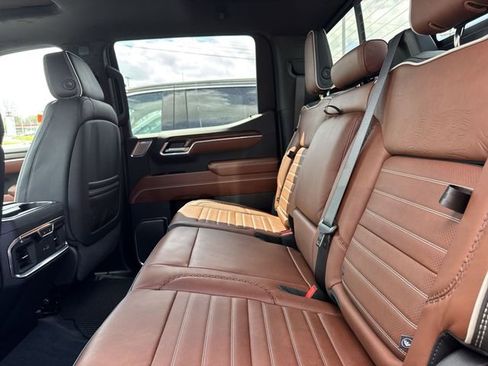 New 2026 GMC Sierra 1500 Denali Ultimate AWD/4WD image 9