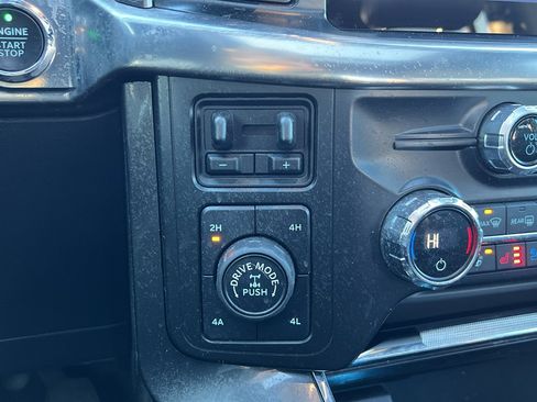 Used 2021 Ford F150 Lariat w/ Equipment Group 502A High image 25