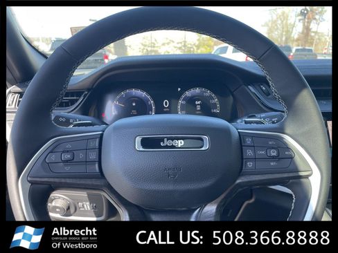 New 2026 Jeep Grand Cherokee Limited w/ Limited Altitude Package AWD/4WD image 20