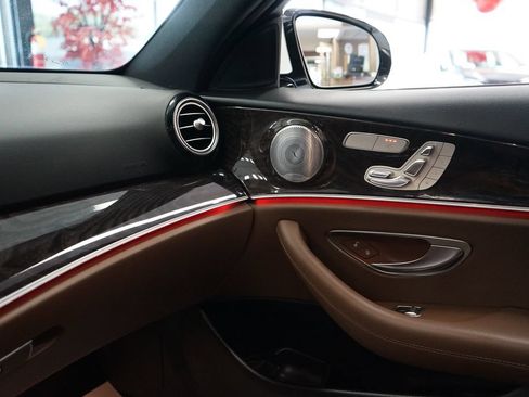 Used 2019 Mercedes-Benz E 300 w/ Premium 1 Package image 41