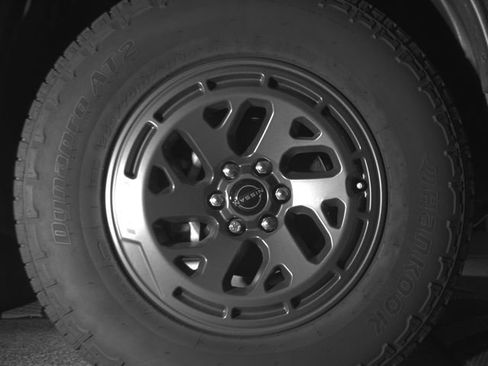 Used 2025 Nissan Frontier PRO-4X w/ Pro Convenience Package AWD/4WD image 10