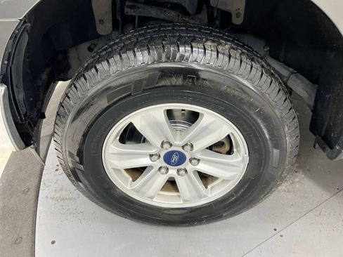 Used 2017 Ford F150 XLT w/ Equipment Group 301A Mid AWD/4WD image 25