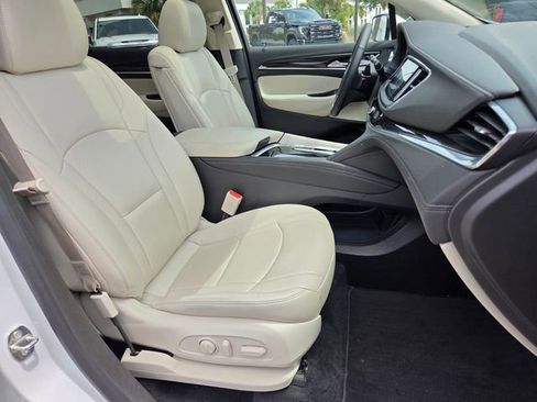 Used 2022 Buick Enclave Essence w/ Experience Buick Package image 16