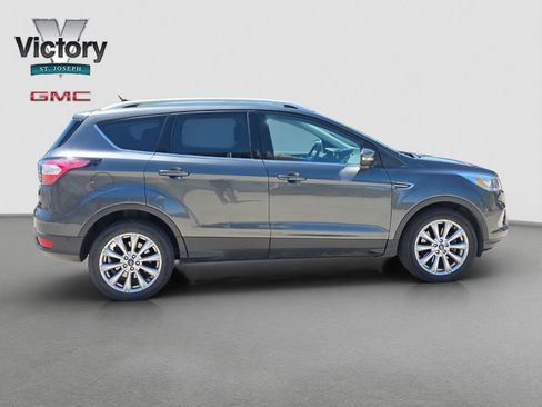 Used 2018 Ford Escape Titanium AWD/4WD image 19