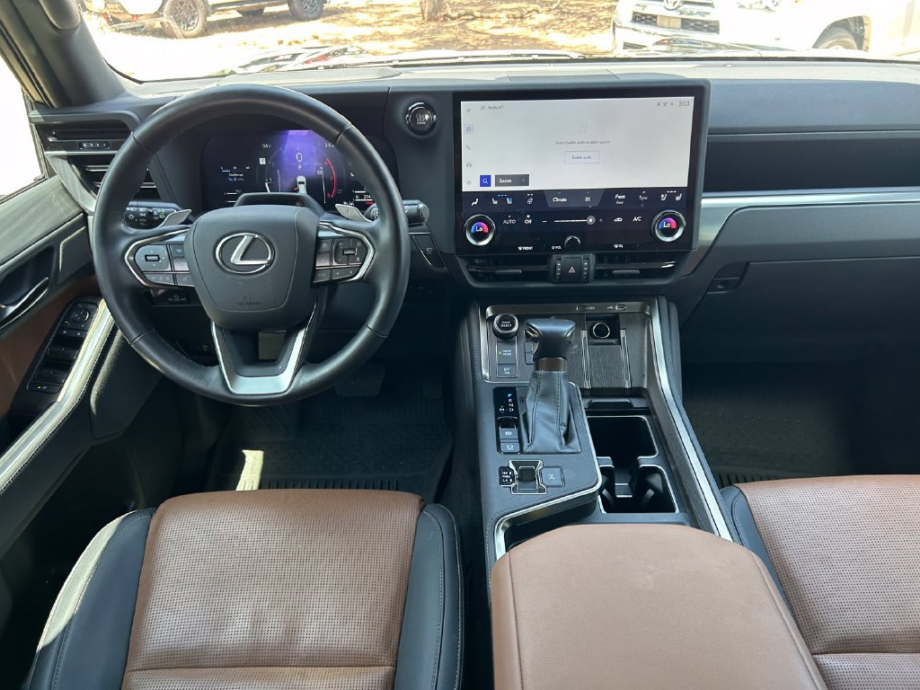 Used 2024 Lexus GX 550 w/ Accessory Package (Z1) AWD/4WD image 21