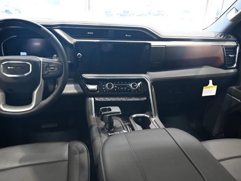 New 2026 GMC Sierra 1500 Denali AWD/4WD image 17