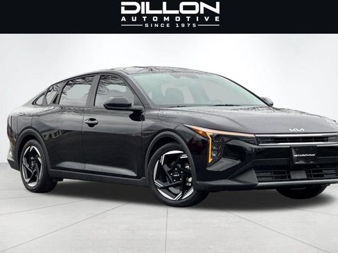 Certified 2025 Kia K4 EX FWD image 1