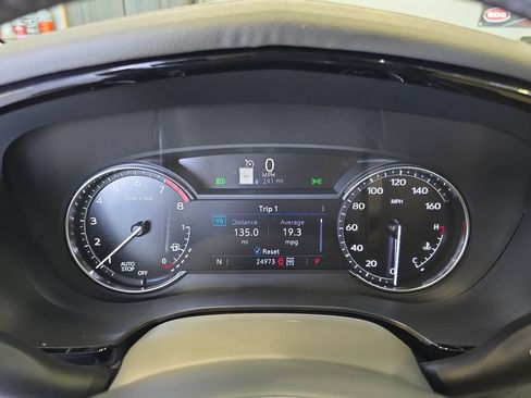 Used 2024 Cadillac XT5 Premium Luxury AWD/4WD image 23