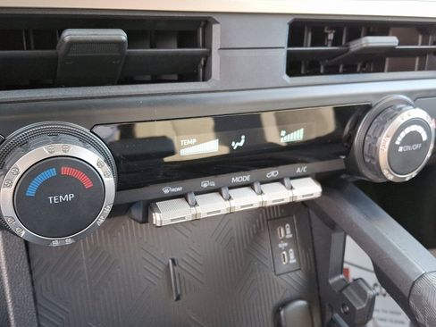 Used 2025 Toyota 4Runner SR5 image 15