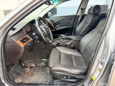 Used 2007 BMW 530xi Wagon image 11