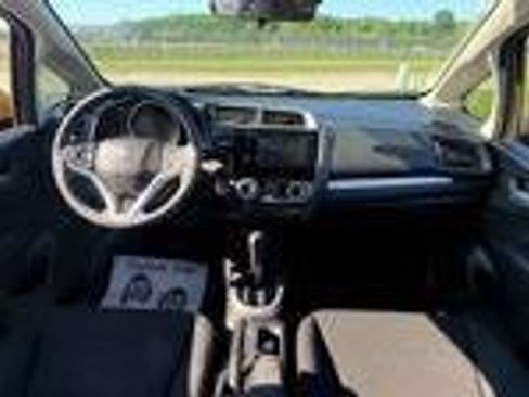 Used 2018 Honda Fit EX image 8