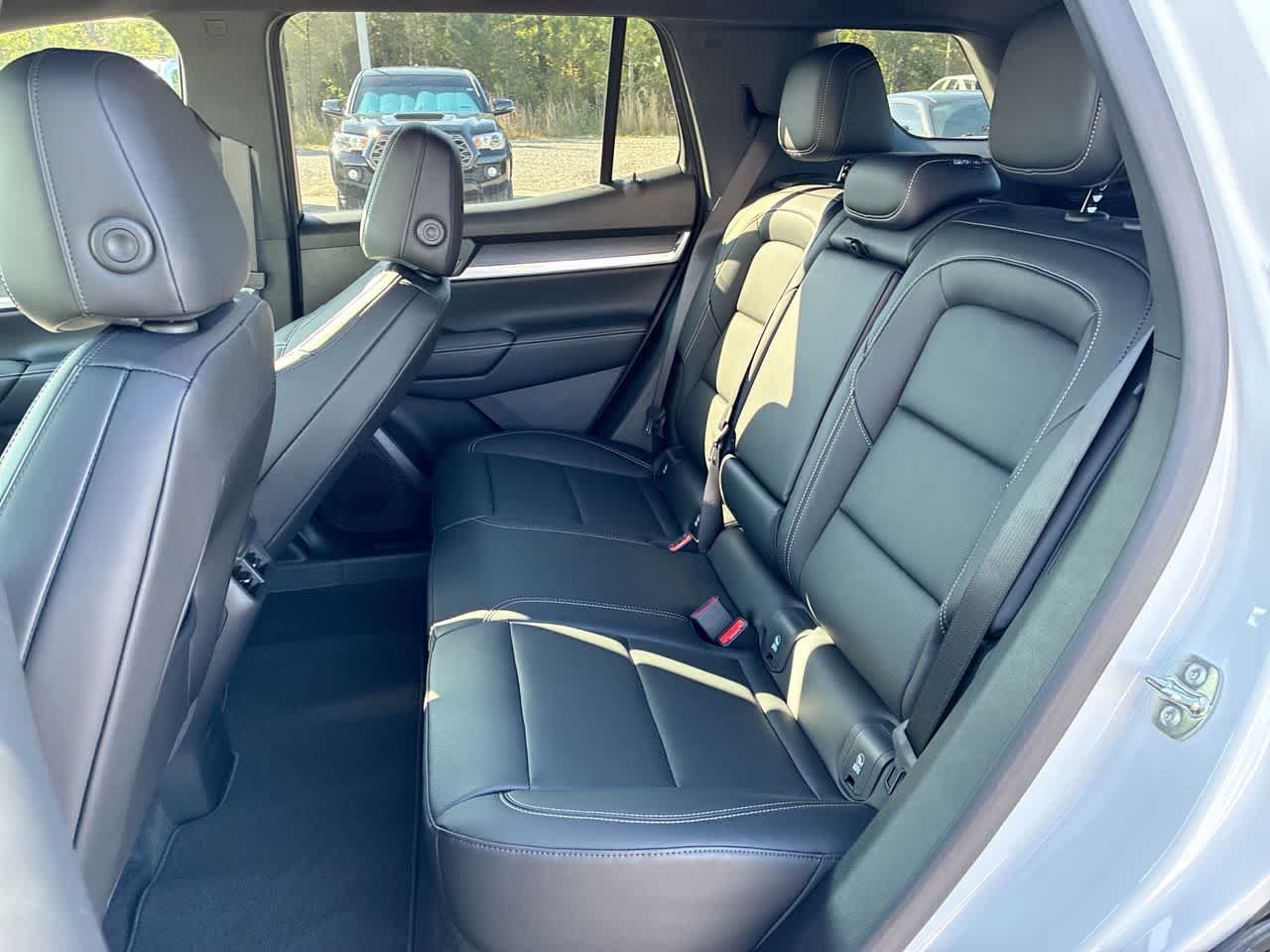 New 2026 GMC Terrain Elevation w/ Elevation Premium Package FWD image 24