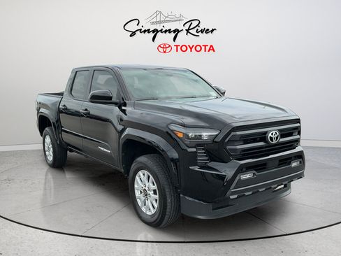 Used 2024 Toyota Tacoma SR5 AWD/4WD image 1