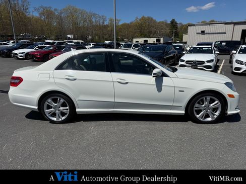 Used 2012 Mercedes-Benz E 350 4MATIC Sedan image 9