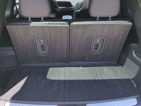 Certified 2026 Cadillac Vistiq Premium Luxury w/ LPO, Floor Liner Package AWD/4WD image 16