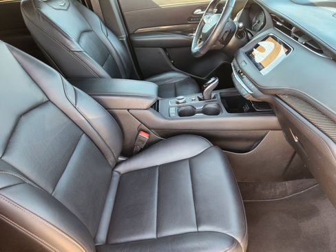 Certified 2022 Cadillac XT4 Sport image 14