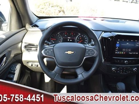 Used 2023 Chevrolet Traverse LT image 29