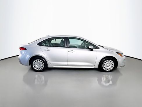Used 2020 Toyota Corolla LE FWD image 11