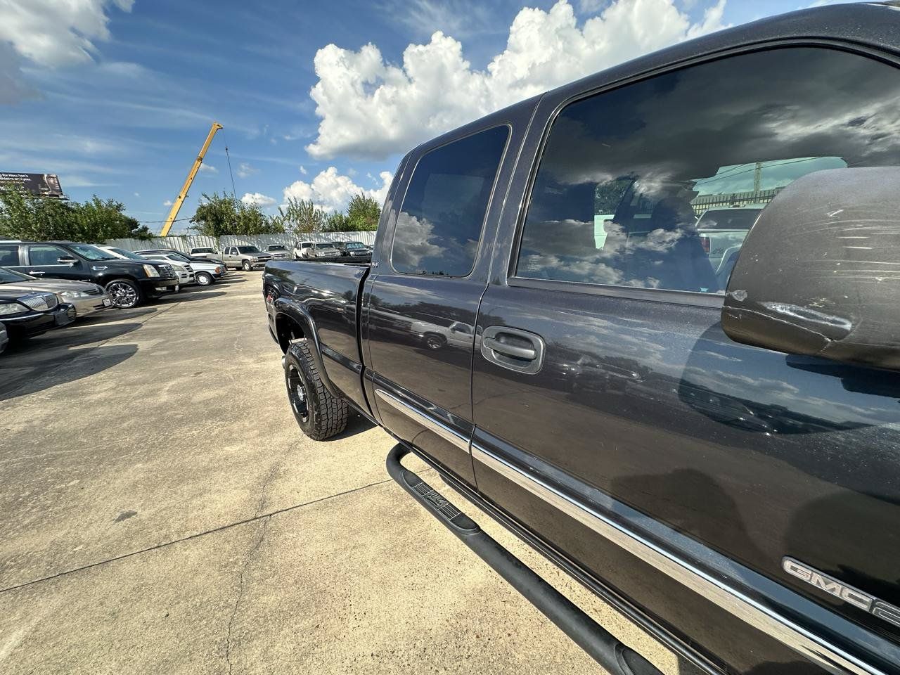 Used 2005 GMC Sierra 2500 SLE w/ Heavy-Duty Power Package AWD/4WD image 60