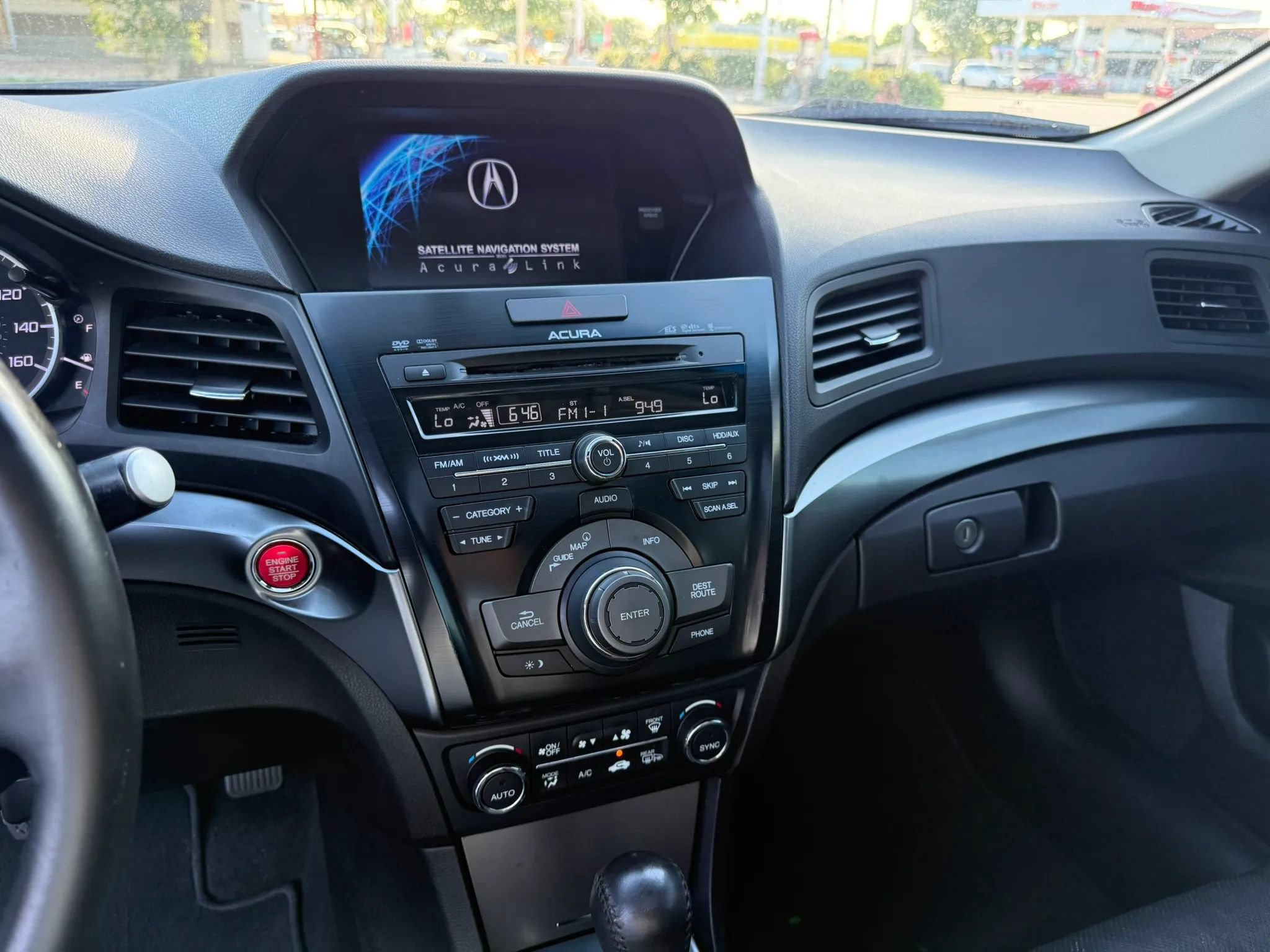 Used 2013 Acura ILX w/ Technology Package FWD image 15