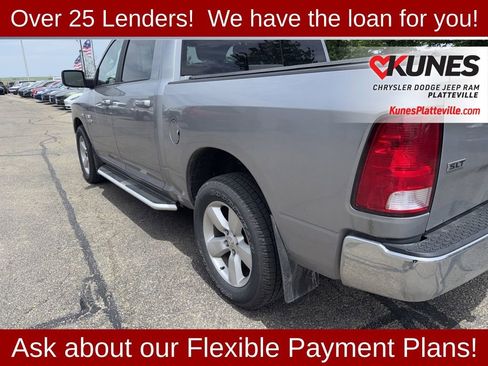 Used 2019 RAM 1500 Classic SLT w/ Luxury Group AWD/4WD image 7