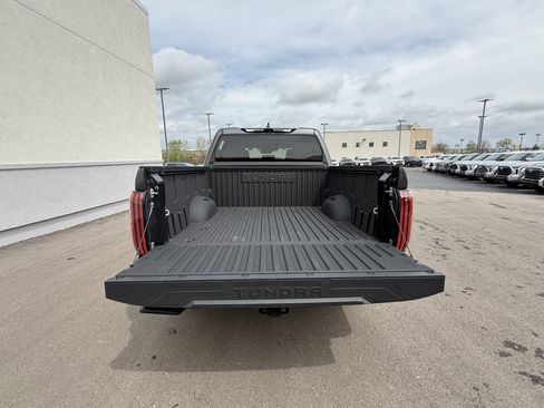 Used 2024 Toyota Tundra Limited image 24