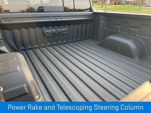 New 2026 GMC Sierra 1500 SLT w/ SLT Premium Package AWD/4WD image 12