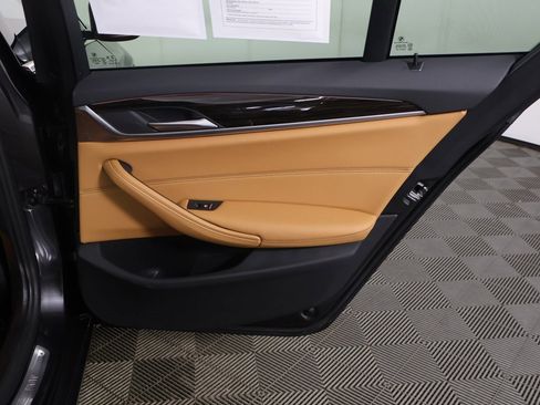 Used 2023 BMW 530i xDrive w/ Convenience Package image 29