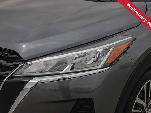 Used 2024 Nissan Kicks SV FWD image 6