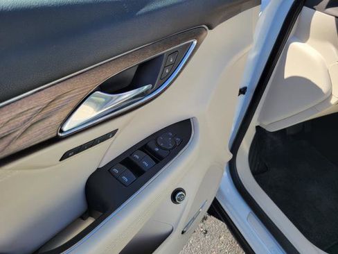 Used 2023 Buick Envision Avenir AWD/4WD image 7