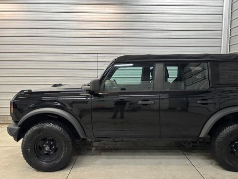 Used 2021 Ford Bronco 4-Door AWD/4WD image 3